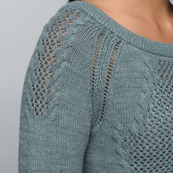 Lululemon Be Present Pullover Deep Shore/ Earl Grey Size 4 - Picture 2 of 8